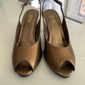 Studio Elegant Brown Sandals heel size 7